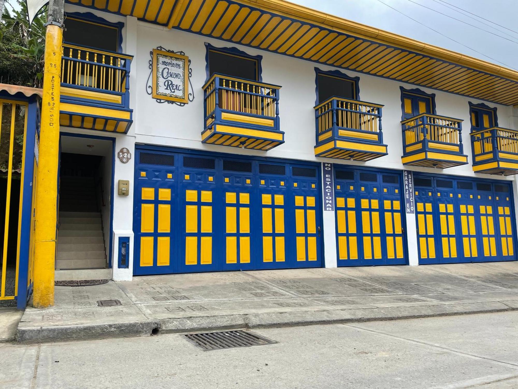 Hospedaje Camino Real A 150 Mts Del Centro Саленто Екстериор снимка